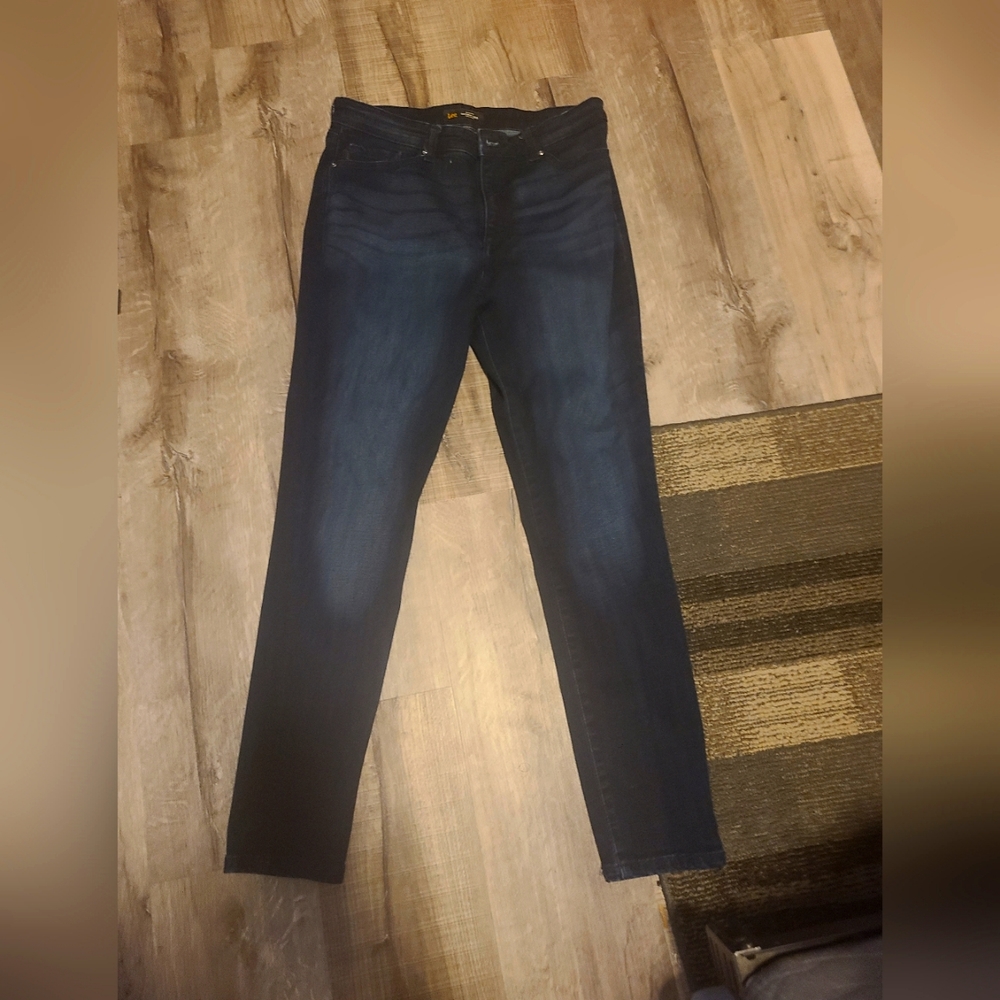 Women's jeans